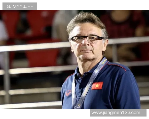 零绯闻足球明星的真实生活与职业生涯揭秘